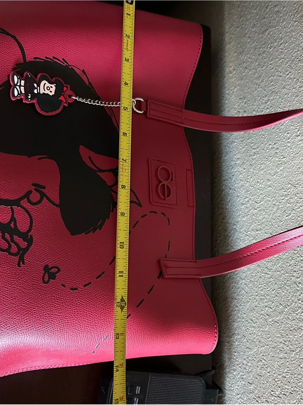 Mafalda CLOE MX. Red Tote Bag with Cartoon Graphic - Brand